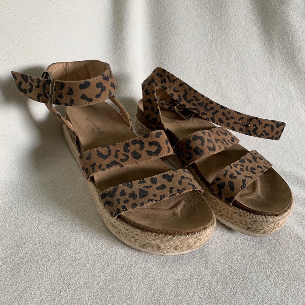 Size 8 cheeta patterned platform sandals from Target (Universal Thread).